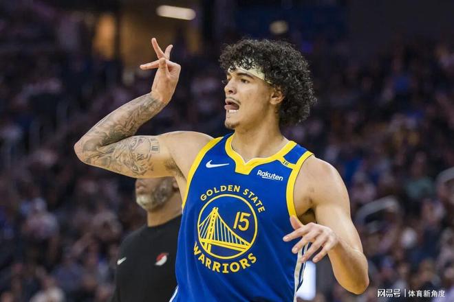 勇士残阵遭尼克斯21分逆转吞下5连败 桑托斯崛起