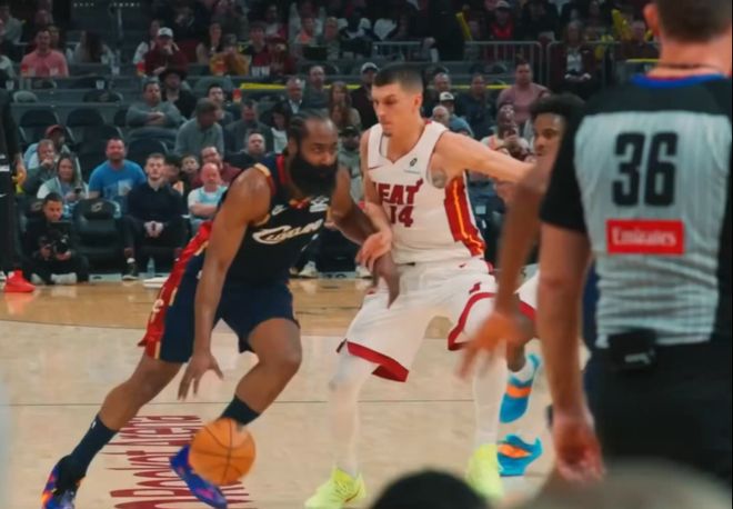 哈登24助攻创赛季新高 骑士大胜热火锁定胜局