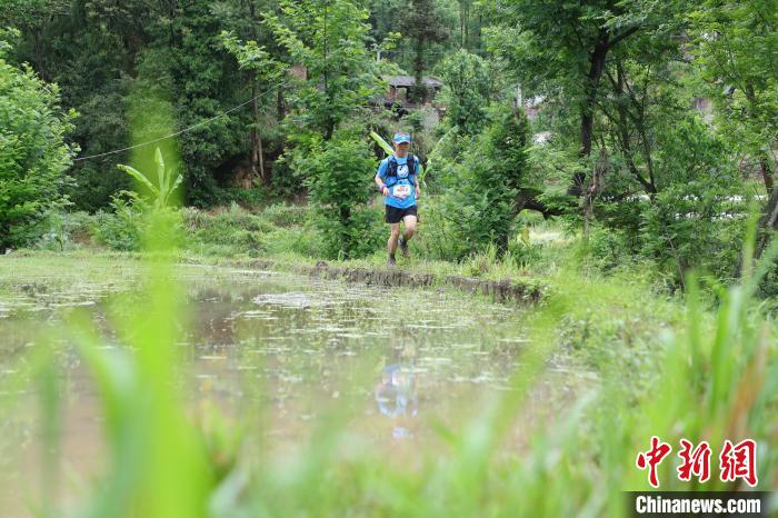 贵州东部山地孕育的独特自然风貌与人文底蕴驱
