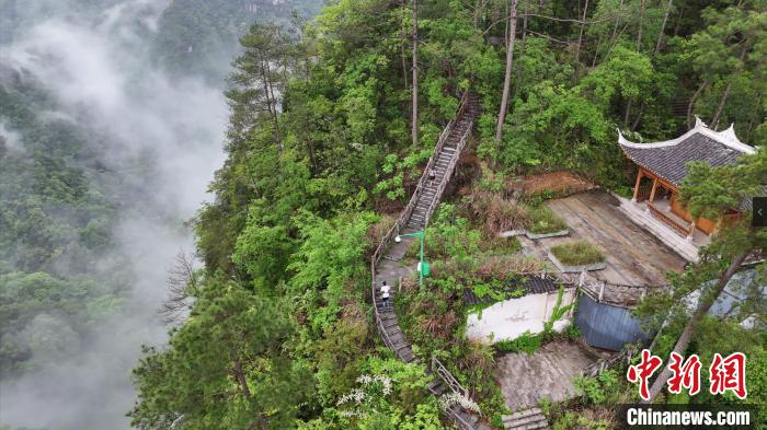 贵州东部山地孕育的独特自然风貌与人文底蕴驱