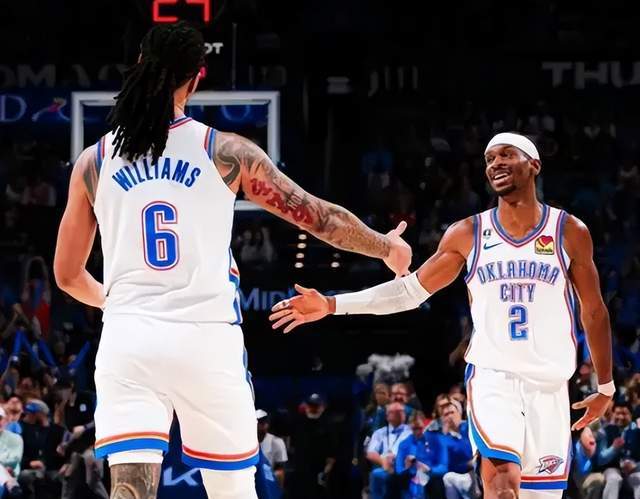 雷霆杰威复出助队掀翻76人 12连胜稳居联盟榜首