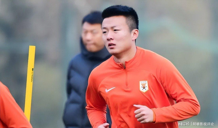 黄政宇鲁能首秀助力国足征战东亚杯 鲁能换帅引